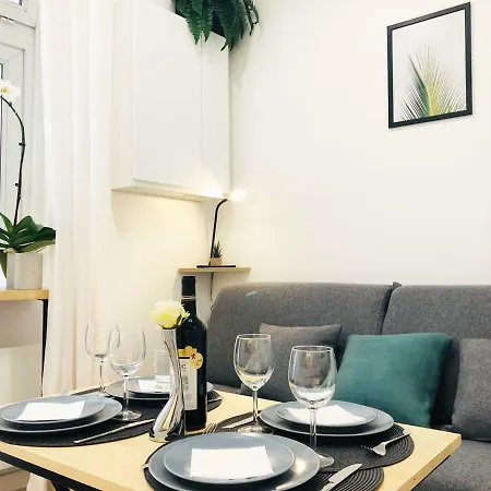 Apartment Studio Ponthieu Sur Champs Elysees - Calme & Design *